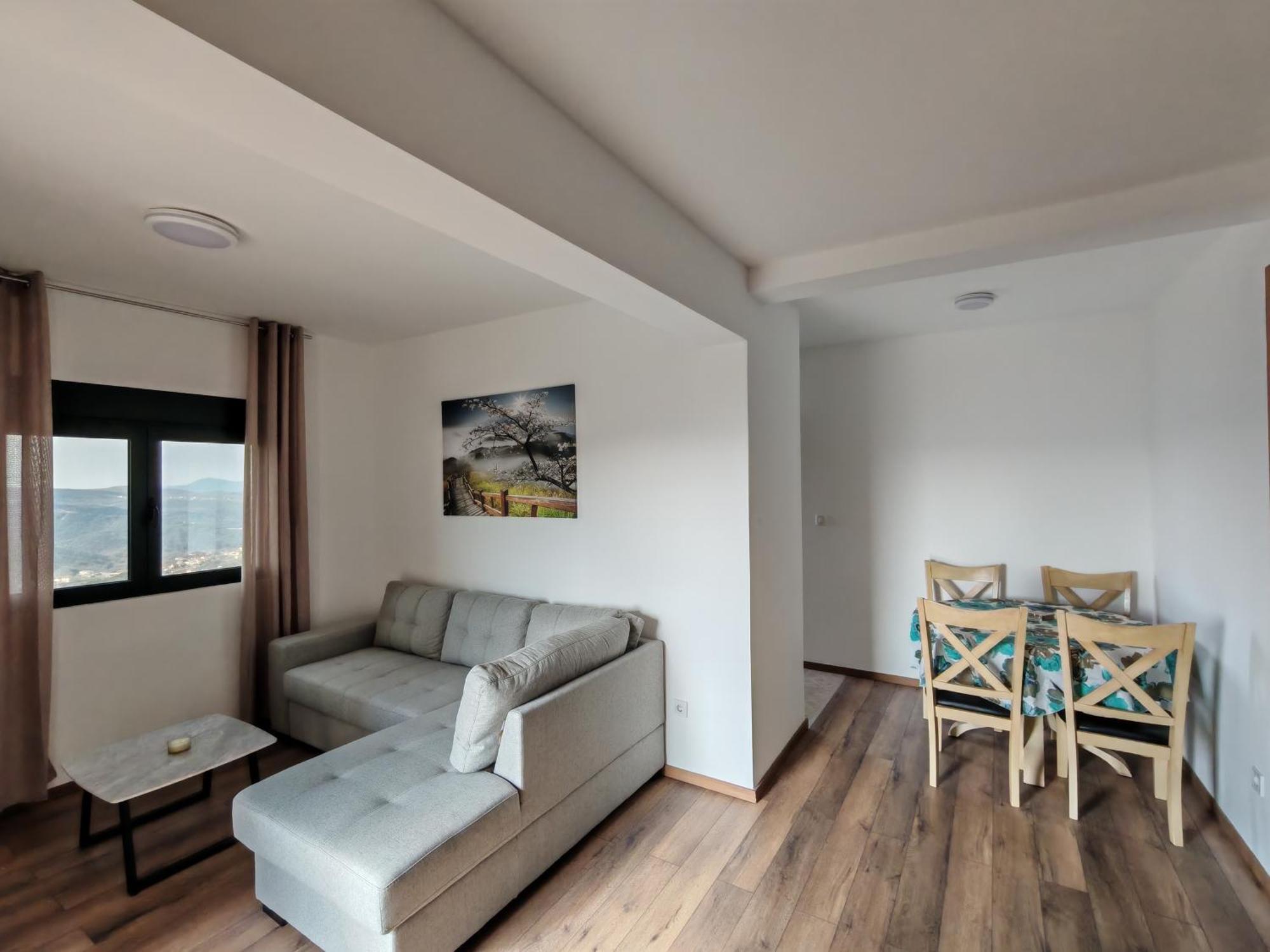 Forest Apartments โกตอร์ ภายนอก รูปภาพ